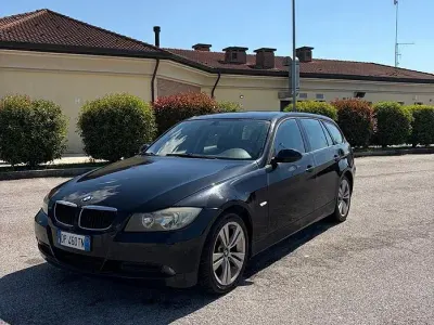 Käytetty BMW 320 Efficient Dynamics 177 HP (130 kW) 2008 Farmari