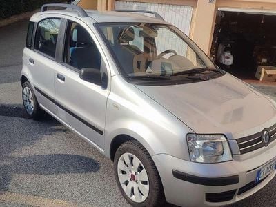 Argento Usata 2005 Fiat Panda Dynamic Utilitaria | 3700 € (Buon prezzo)