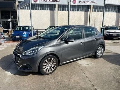 Grigio Usata 2019 Peugeot 208 Active Utilitaria | 8000 € (Super prezzo)