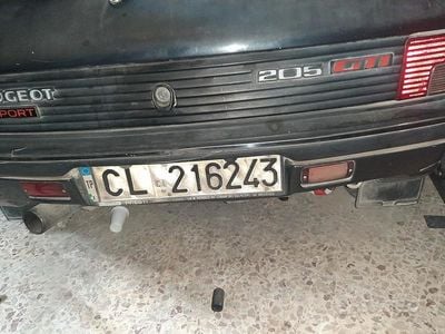 Usata Peugeot 205 44 CV (32 kW) 1991 Grigio Berlina