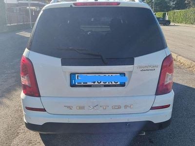 Usata Ssangyong (KGM) Rexton 155 CV (114 kW) 2015 SUV