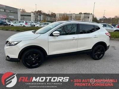 Używany Nissan Qashqai Tekna 116 KM (85 kW) 2017 Biały SUV