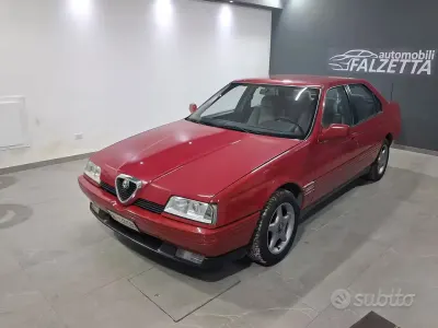 Usata Alfa Romeo 164 145 CV (106 kW) 1988 Rosso Berlina