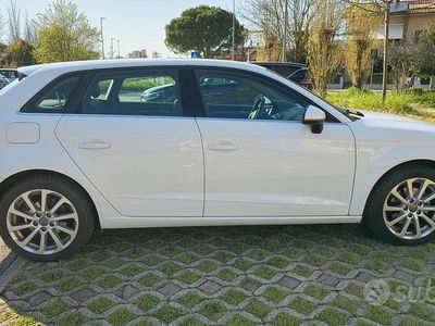 Usata Audi A3 Design 116 CV (85 kW) 2017 Bianco Berlina