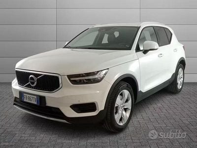 Usata Volvo XC40 Momentum 190 CV (139 kW) 2018 Bianco SUV