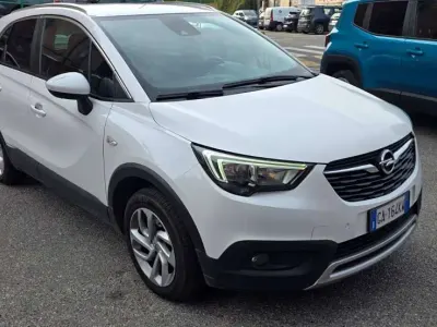 Usata Opel Crossland X Innovation 110 CV (80 kW) 2020 Bianco SUV