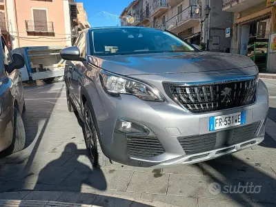 Usata Peugeot 3008 131 CV (96 kW) 2018 Grigio SUV