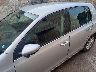 Usata VW Golf VI Comfortline 105 CV (77 kW) 2011 Argento Utilitaria