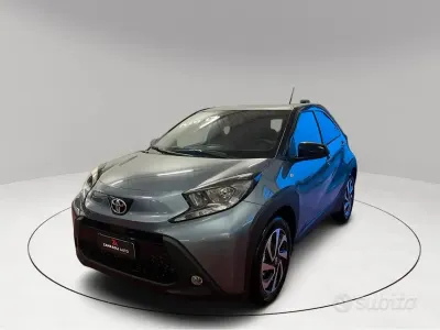 Nouvelle Toyota Aygo X Trend 72 ch (52 kW) 2025 Bleue SUV