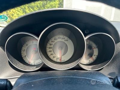 Usata Mazda 3 109 CV (80 kW) 2008 Nero Utilitaria