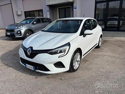 Usata Renault Clio V Business 91 CV (66 kW) 2021 Bianco Berlina