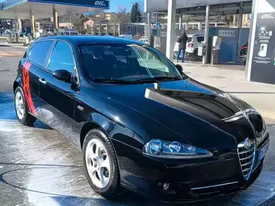 Usata Alfa Romeo 147 105 CV (77 kW) 2009 Utilitaria
