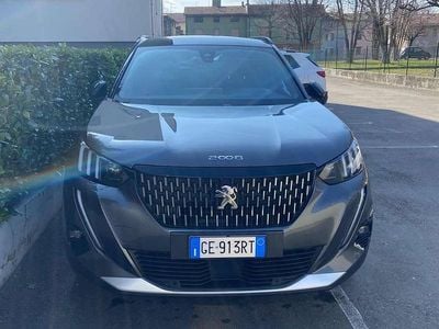 Usata Peugeot 2008 GT 131 CV (96 kW) 2021 Grigio SUV
