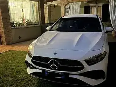 Usata Mercedes A250 AMG Line Premium 224 CV (164 kW) 2023 Berlina