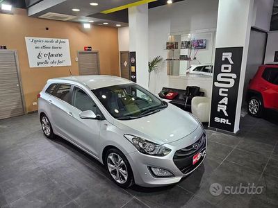 Usata Hyundai i30 Style 128 CV (94 kW) 2012 Grigio Station wagon