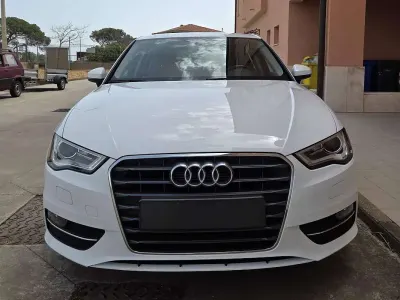 Usata Audi A3 Business 110 CV (80 kW) 2016 Bianco Berlina