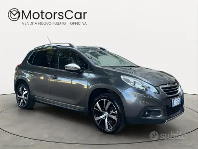 Usata Peugeot 2008 Allure 120 CV (88 kW) 2015 Grigio SUV