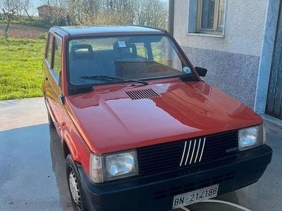 Usata Fiat Panda 34 CV (25 kW) 1989 Rosso Berlina