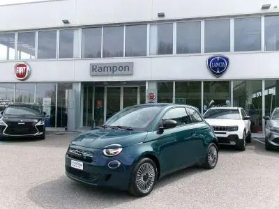 Nuevo Fiat 500 Icon 65 CV (47 kW) 2026 Azul Berlina