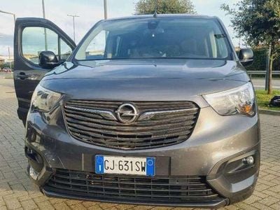 Usata Opel Combo-e Life Elegance 100 kW (136 CV) 2023 Grigio scuro Monovolume