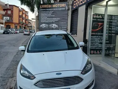 Usata Ford Focus 95 CV (69 kW) 2017 Bianco Station wagon