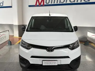 Usata Toyota Proace City City 101 CV (74 kW) 2021 Bianco Monovolume
