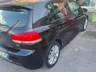 Usata VW Golf VI 105 CV (77 kW) 2011 Nero Utilitaria