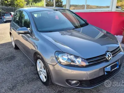 Usata VW Golf VI 105 CV (77 kW) 2010 Grigio Utilitaria