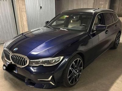 Usata BMW 320 Luxury Line 190 CV (139 kW) 2020 Blu Station wagon