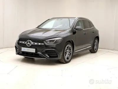 Usata Mercedes GLA200 150 CV (110 kW) 2025 Nero SUV