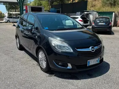 Usata Opel Meriva 120 CV (88 kW) 2015 Nero Monovolume
