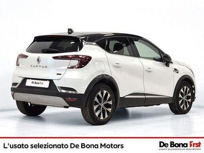 Usado Renault Captur Engineered 143 CV (105 kW) 2023 Blanco SUV