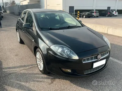 Usata Fiat Bravo 90 CV (66 kW) 2010 Nero Utilitaria
