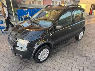 Usata Fiat Panda 4x4 Climbing 2008 Nero Utilitaria
