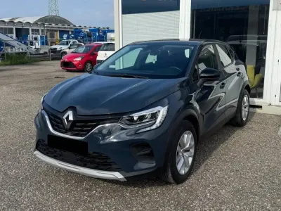 Usata Renault Captur Business 91 CV (66 kW) 2022 Blu SUV