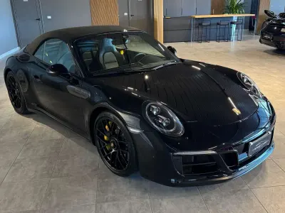 Usata Porsche 911 Carrera 4 GTS 450 CV (330 kW) 2017 Nero Cabrio