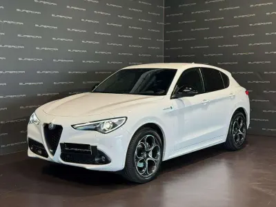 Usata Alfa Romeo Stelvio Veloce 209 CV (153 kW) 2023 Bianco SUV