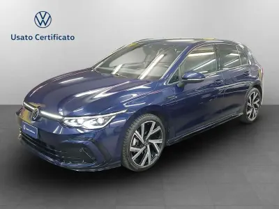 Usata VW Golf VIII R-line 131 CV (96 kW) 2024 Bleu Berlina