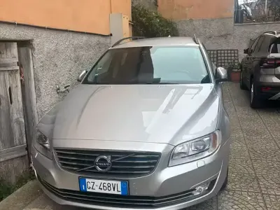 Usata Volvo V70 120 CV (88 kW) 2025 Station wagon