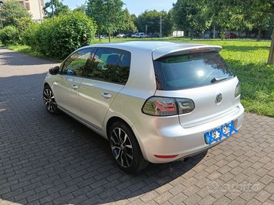 Usata VW Golf VI Highline 105 CV (77 kW) 2009 Grigio Utilitaria