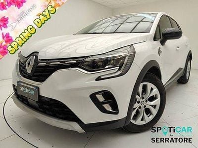 Usata Renault Captur Intens 143 CV (105 kW) 2022 Bianco SUV