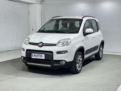 Gebraucht Fiat Panda 4x4 86 PS (63 kW) 2013 Weiß Kleinwagen