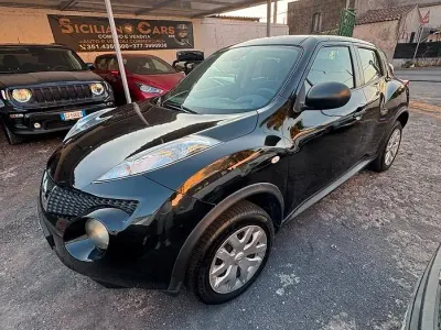 Usata Nissan Juke Tekna 110 CV (80 kW) 2011 Nero SUV