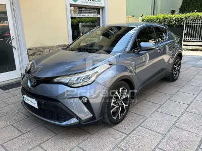 Usata Toyota C-HR Trend 98 CV (72 kW) 2022 Grigio SUV