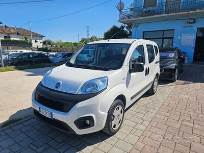 Usata Fiat Qubo Easy 77 CV (56 kW) 2018 Bianco Monovolume