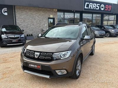 Usata Dacia Sandero Stepway 90 CV (66 kW) 2019 Marrone Berlina