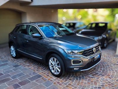 Usata VW T-Roc Advance 150 CV (110 kW) 2019 Grigio SUV
