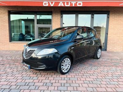 Usata Lancia Ypsilon 95 CV (69 kW) 2014 Nero Utilitaria