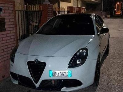 Usata Alfa Romeo Giulietta 130 CV (95 kW) 2012 Bianco Berlina
