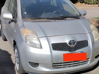 usata Toyota Yaris 1.0 sol 5p